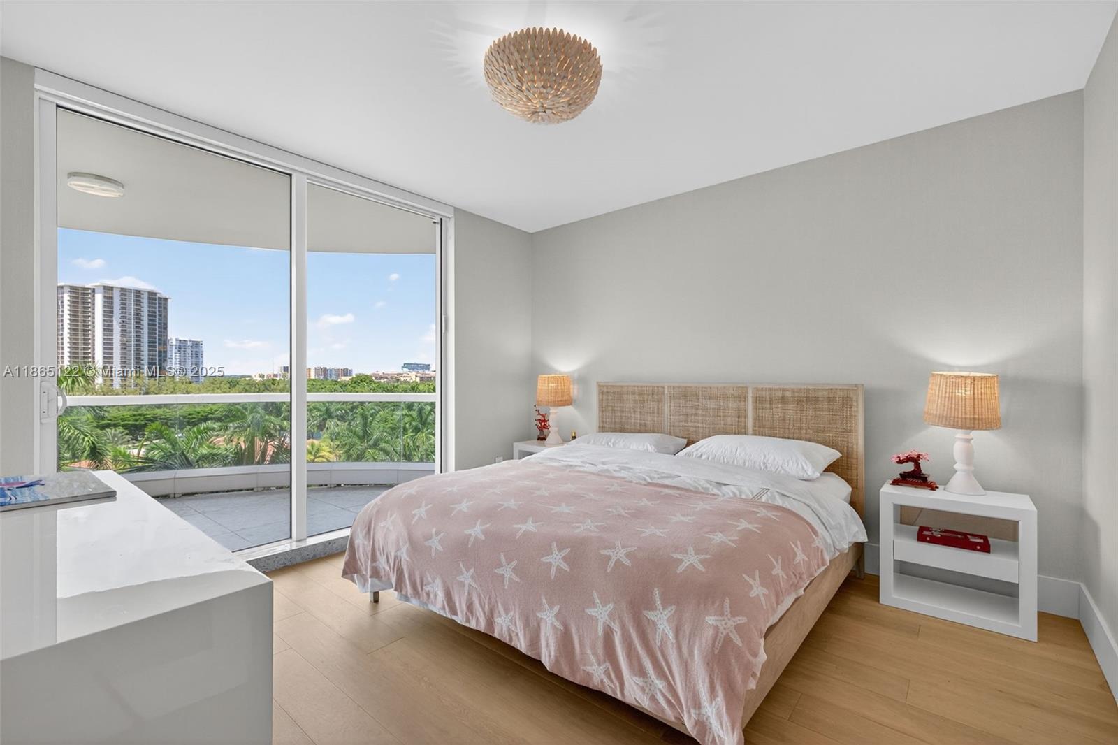 BELLAMARE @ WILLIAMS ISLA - Residential