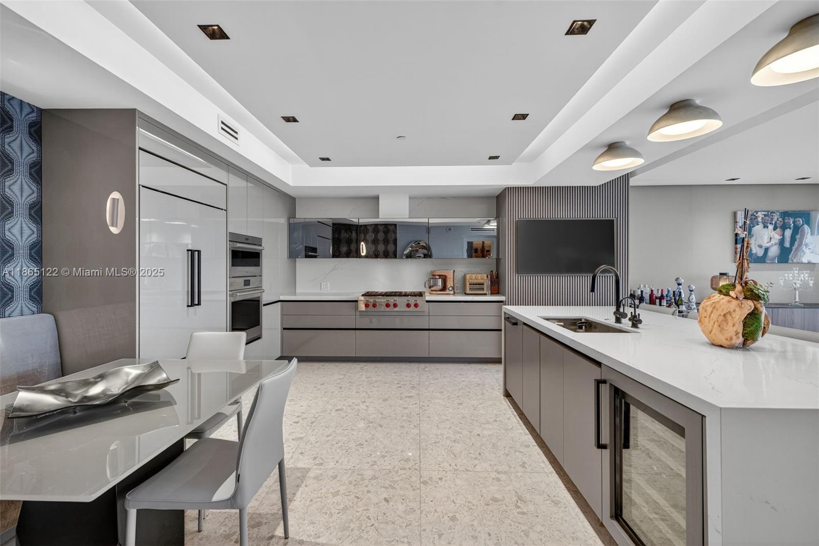 BELLAMARE @ WILLIAMS ISLA - Residential