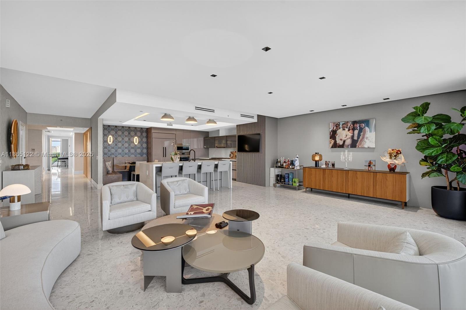 BELLAMARE @ WILLIAMS ISLA - Residential