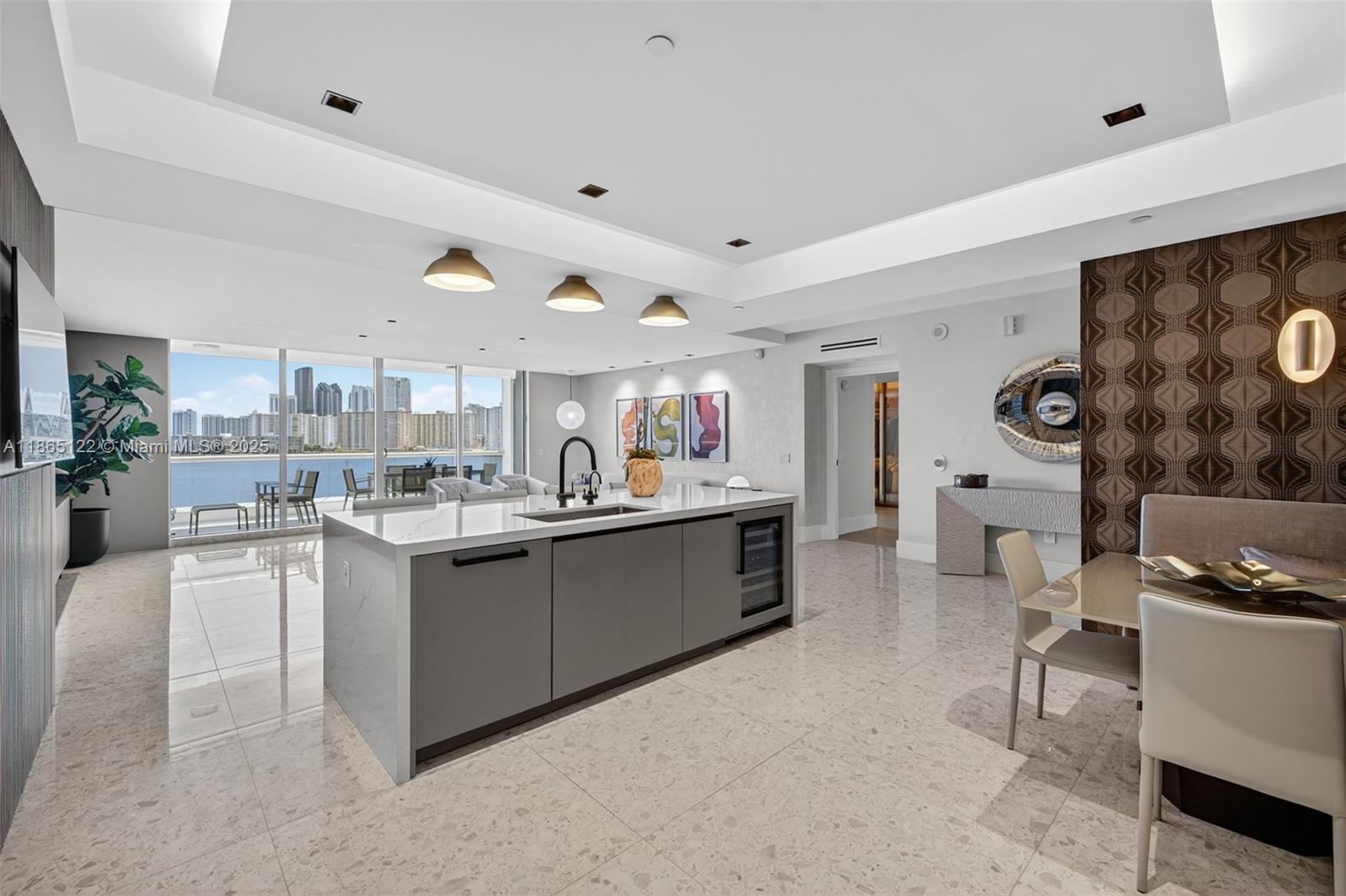 BELLAMARE @ WILLIAMS ISLA - Residential