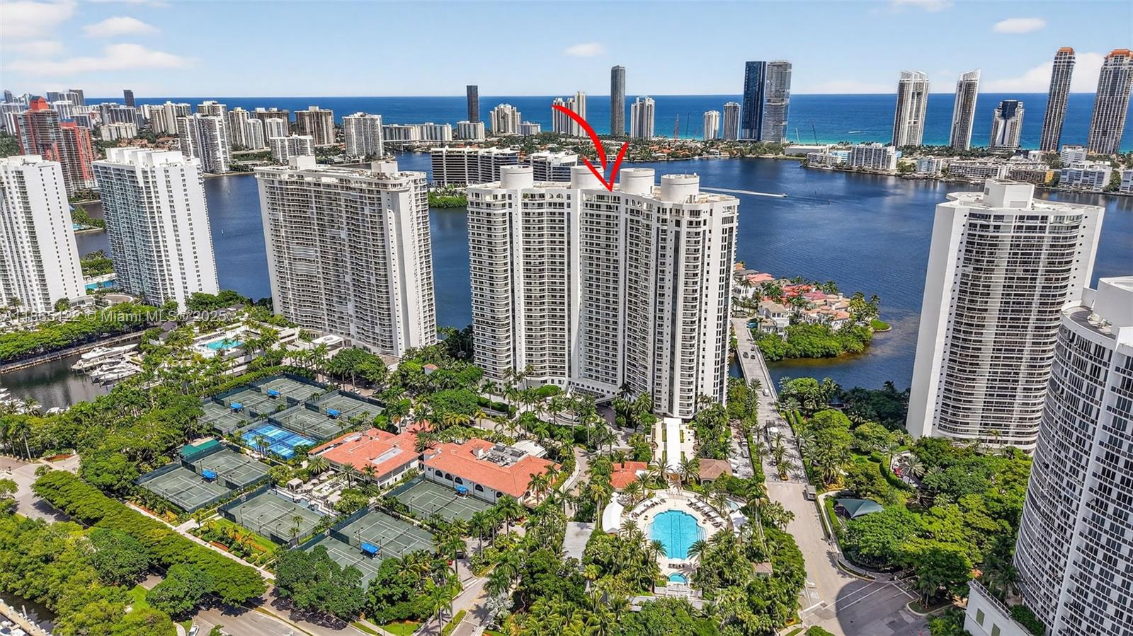 BELLAMARE @ WILLIAMS ISLA - Residential