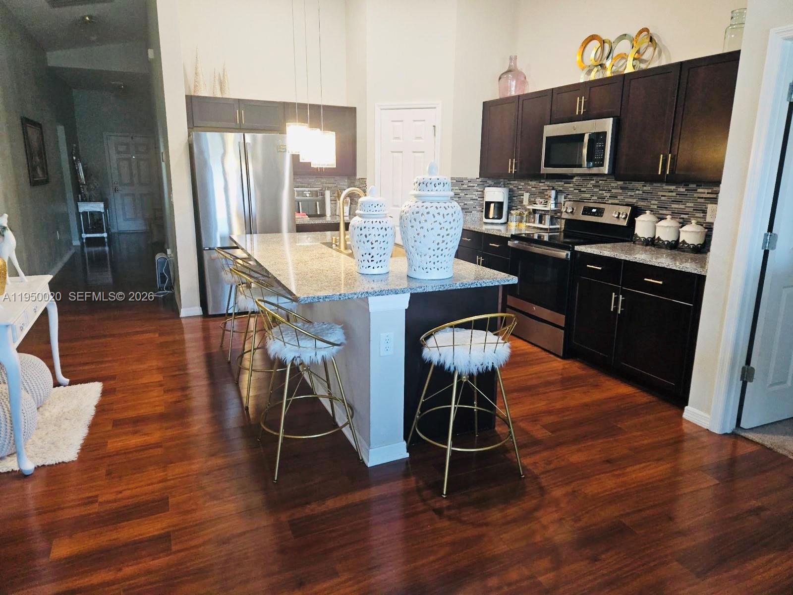 PINNACLE POINT - Residential