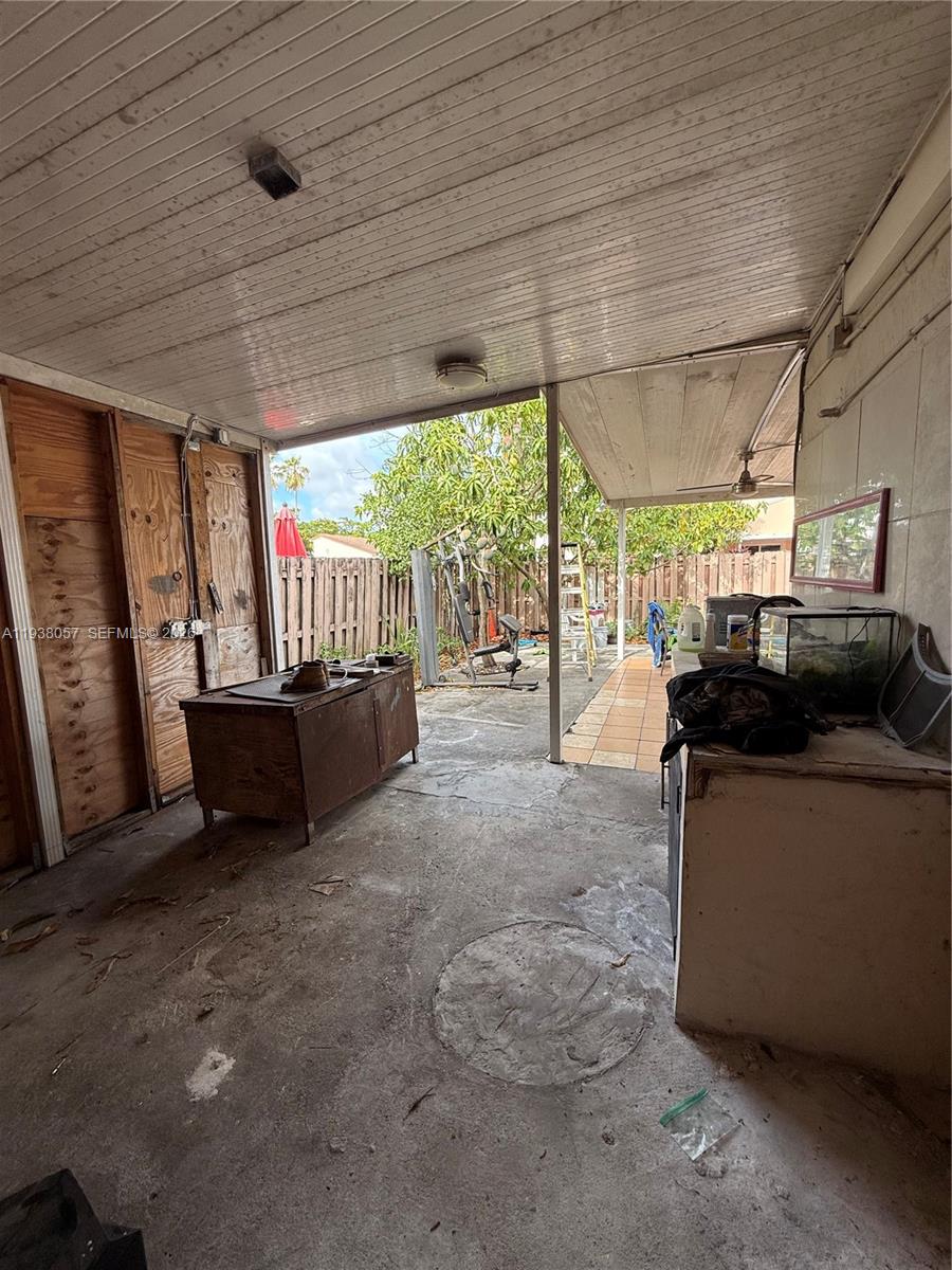 COUNTRY LAKE HOMES 2ND AD - Residential