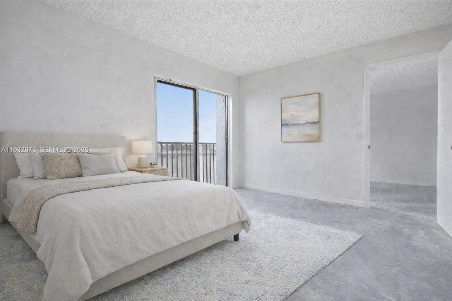 LAKESHORE AT UNIVERSITY P - Residential