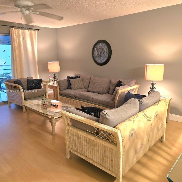 MEADOWBROOK LAKES VIEW CO - Residential Lease