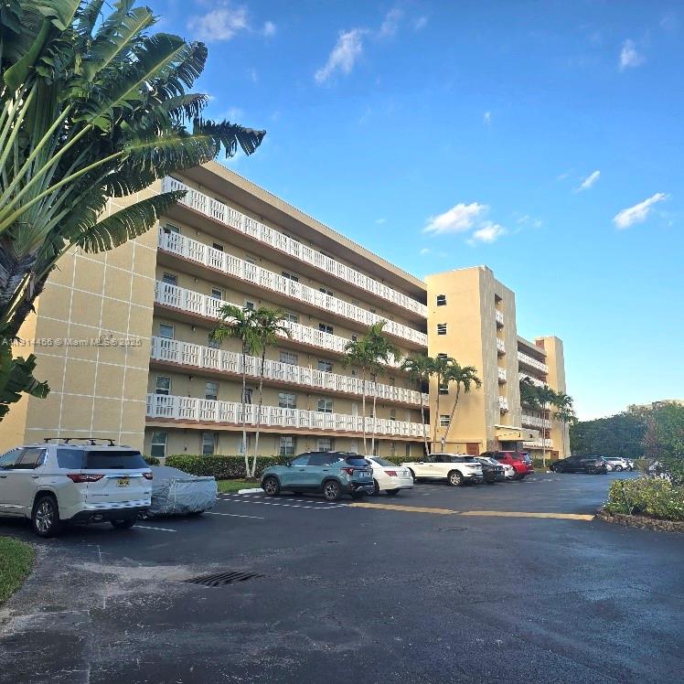 MEADOWBROOK LAKES VIEW CO - Residential Lease