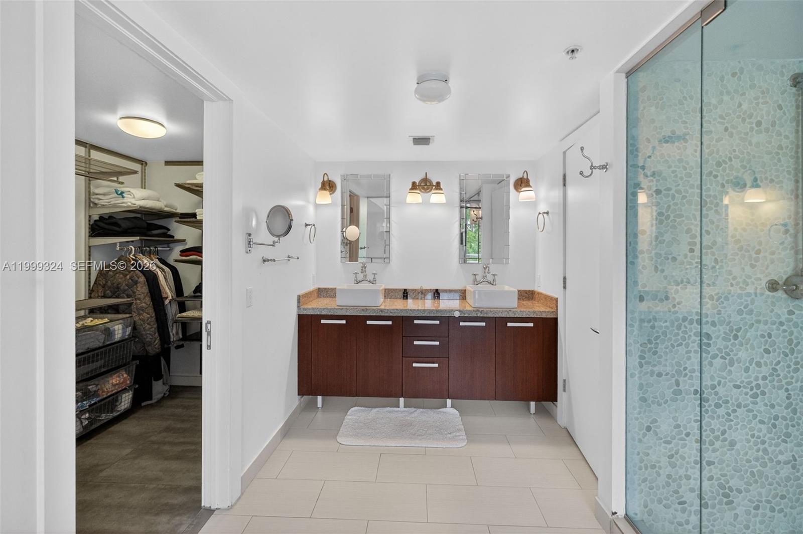 IOS ON THE BAY CONDO - Residential