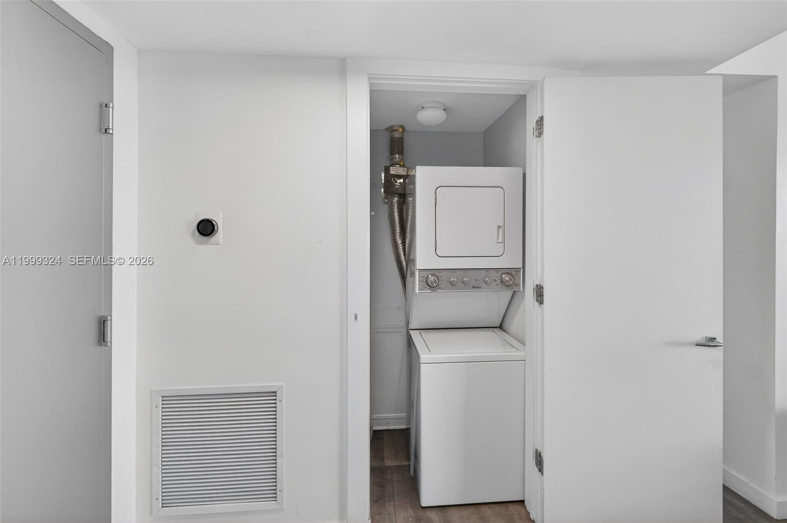 IOS ON THE BAY CONDO - Residential