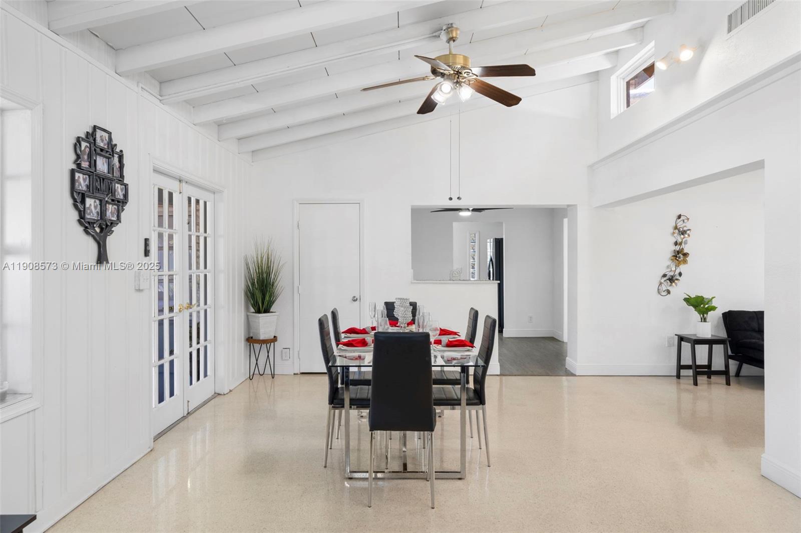 POINCIANA PARK - Residential