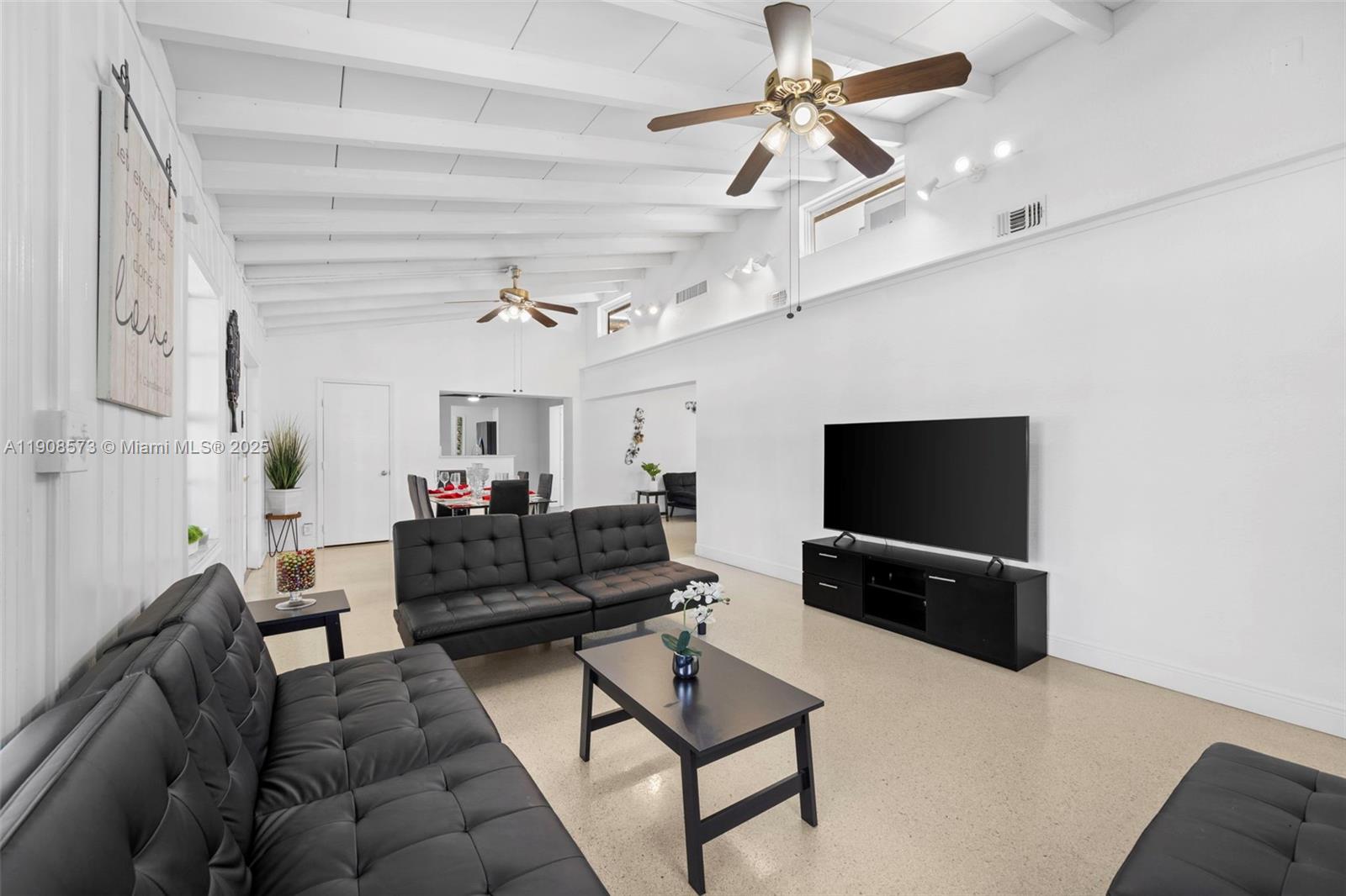 POINCIANA PARK - Residential