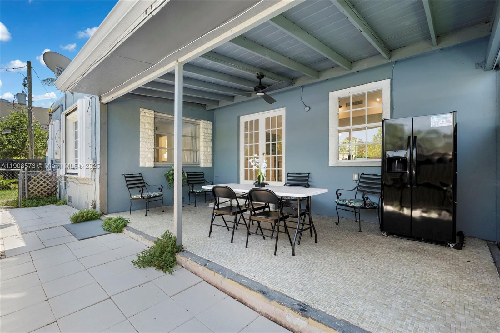 POINCIANA PARK - Residential