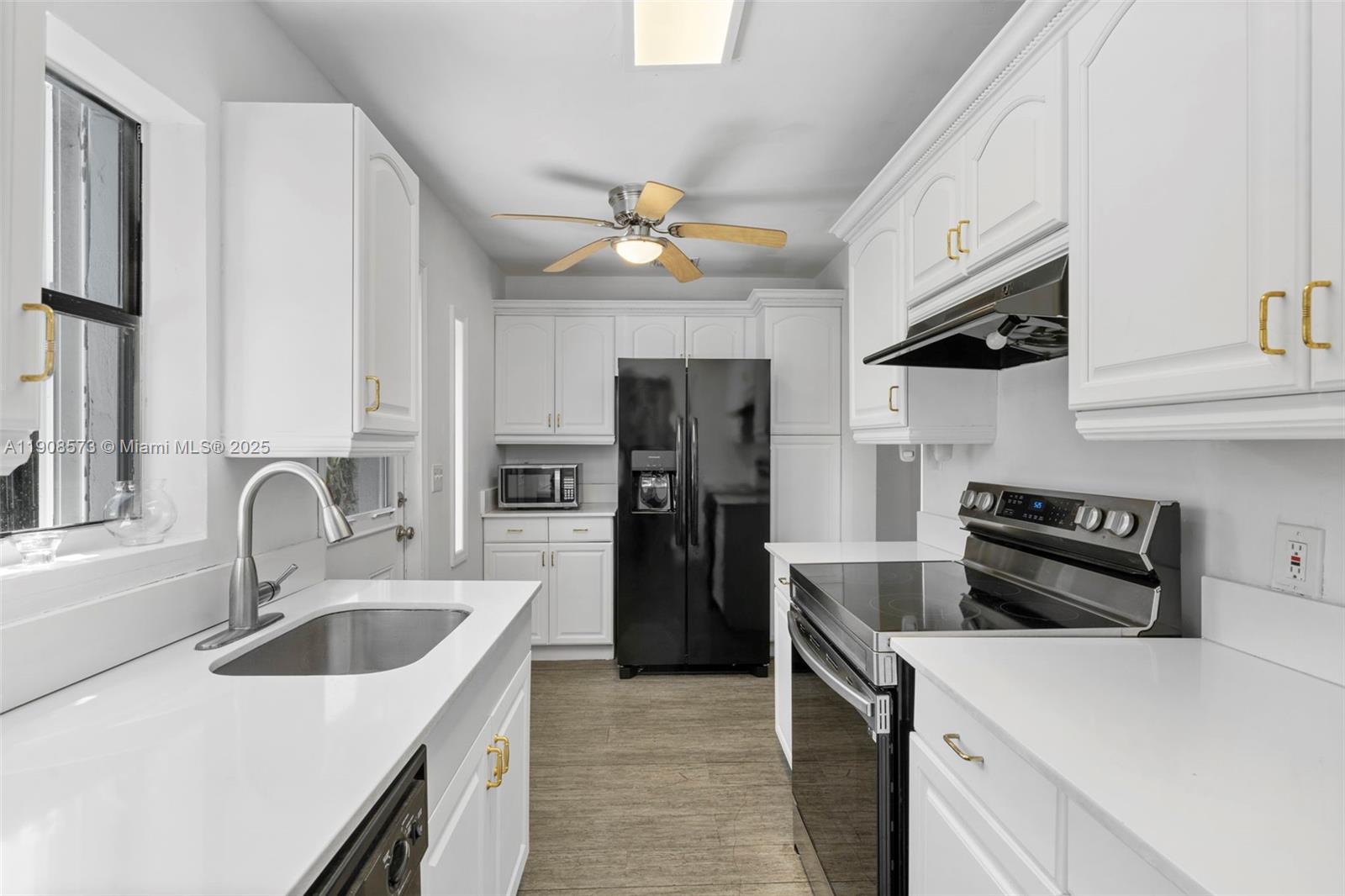 POINCIANA PARK - Residential