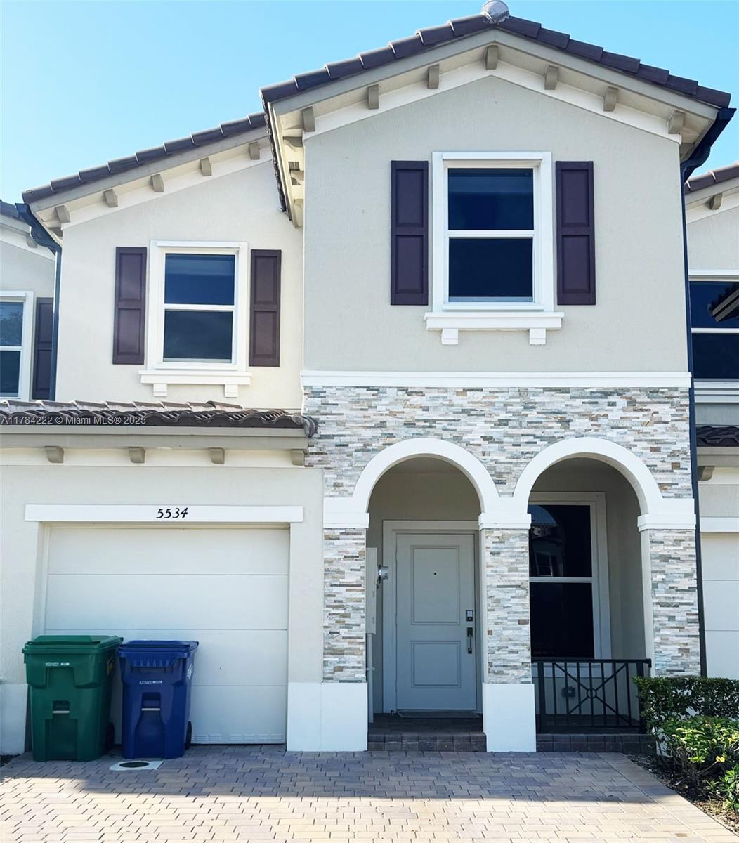 Rental Property at 5534 Nw 27th Pl 1, Lauderhill, Miami-Dade County, Florida - Bedrooms: 3 
Bathrooms: 3  - $3,367 MO.