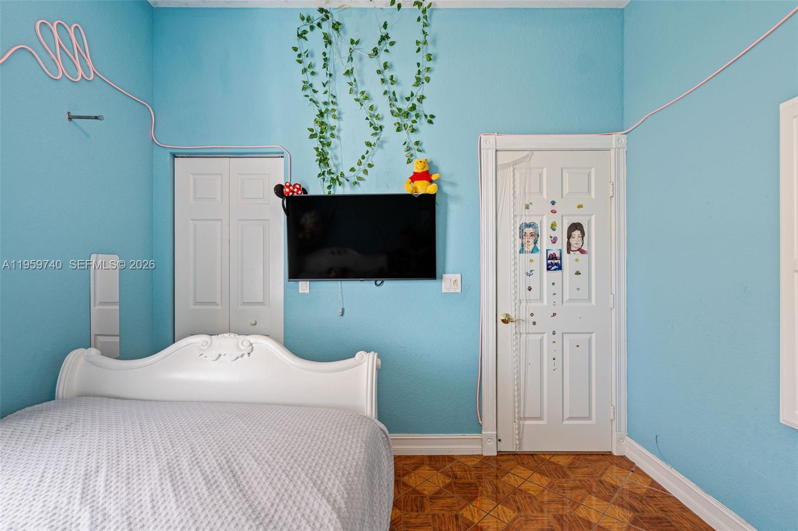 KEYS-GATE NO 1 - Residential