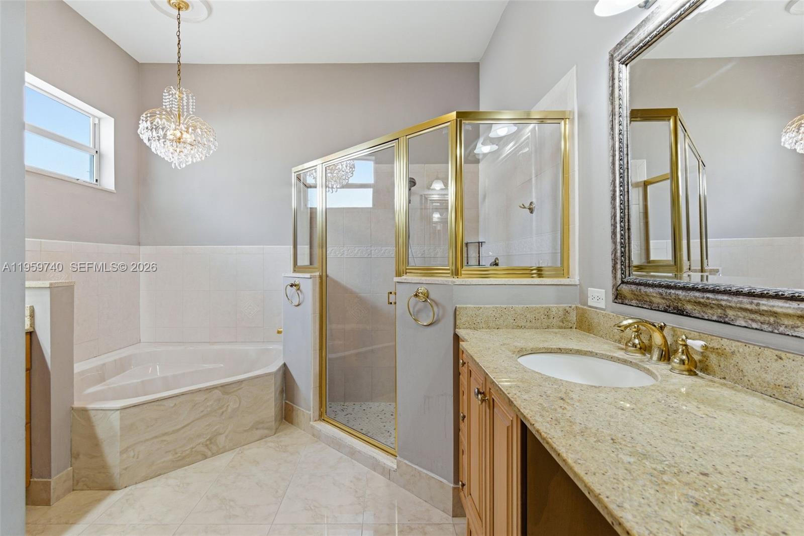 KEYS-GATE NO 1 - Residential