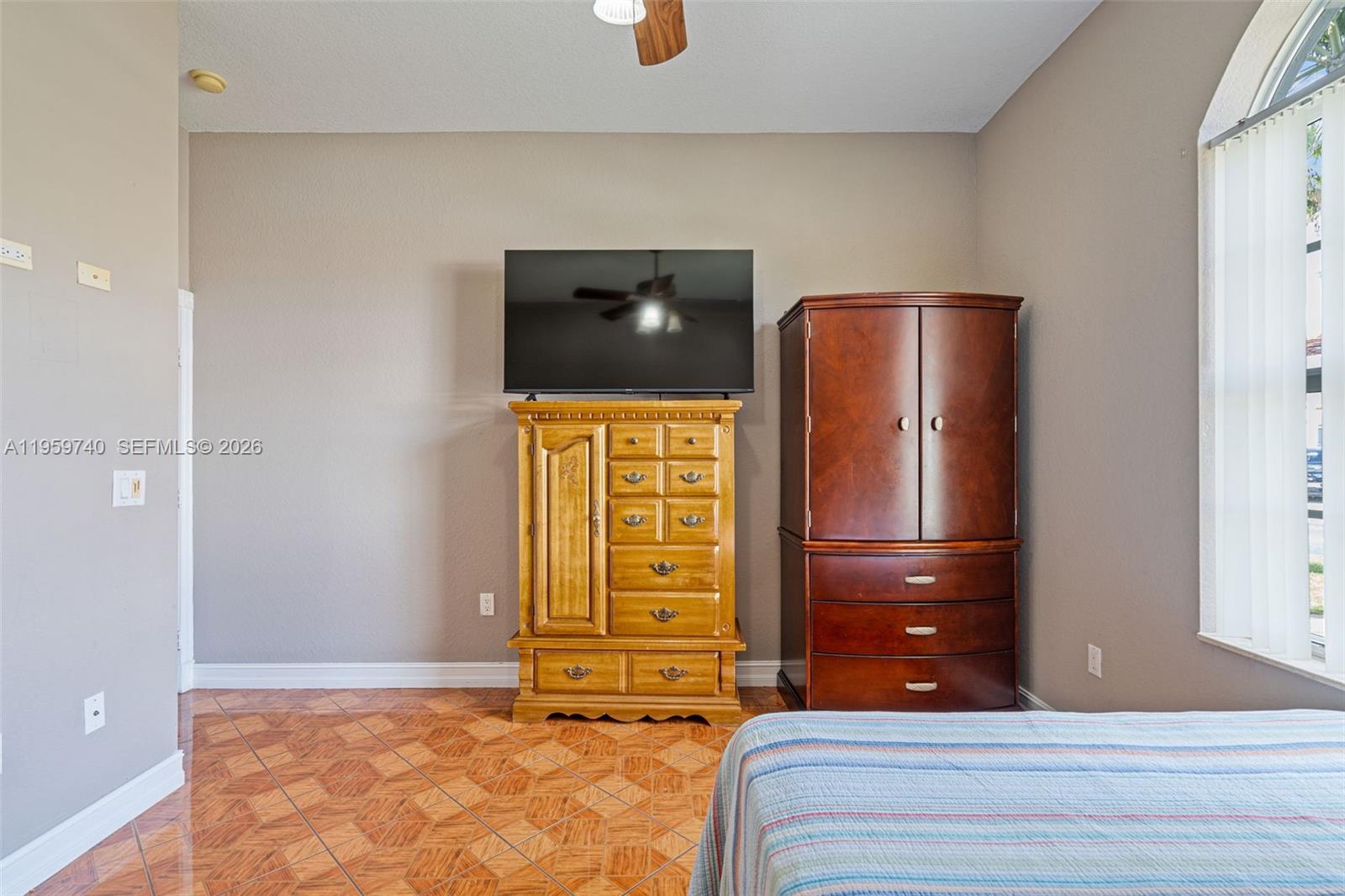 KEYS-GATE NO 1 - Residential