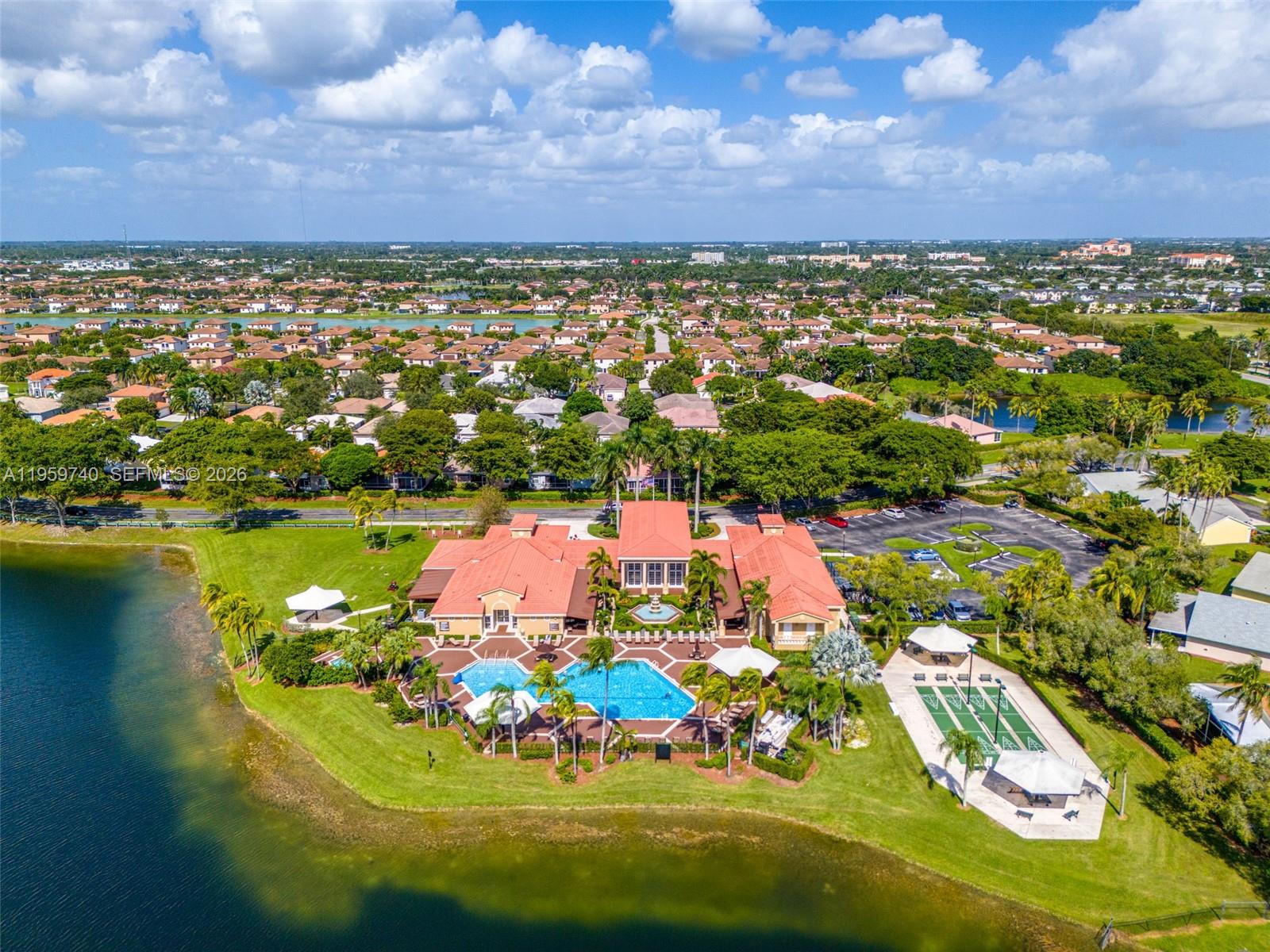 KEYS-GATE NO 1 - Residential