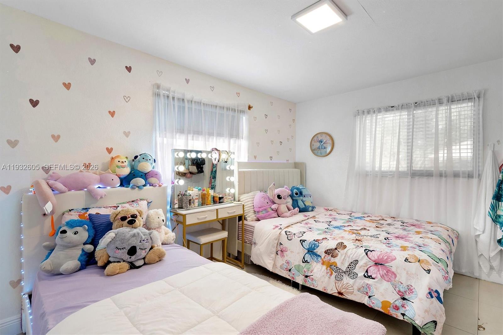 ROSELAWN HEIGHTS - Residential Income