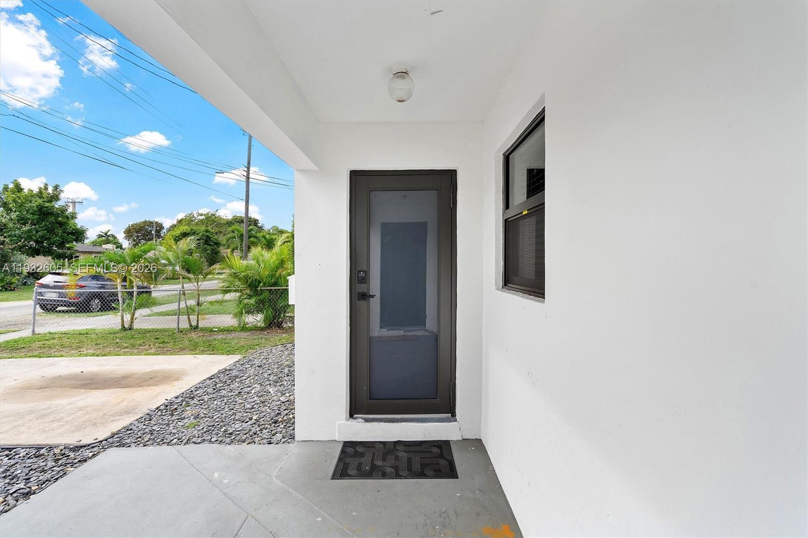 ROSELAWN HEIGHTS - Residential Income