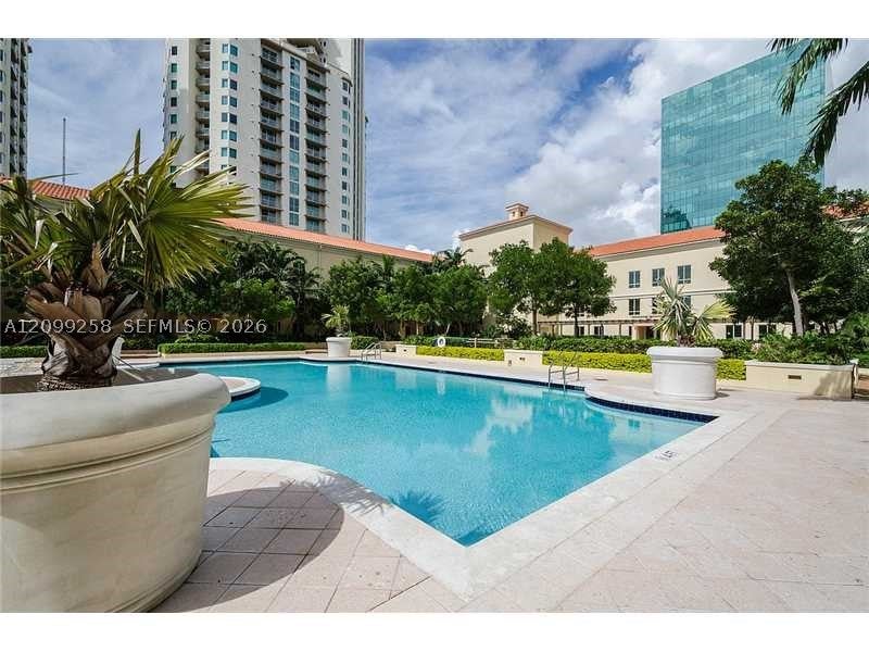7350 SW 89th St 810S