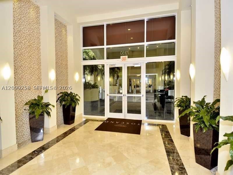 7350 SW 89th St 810S
