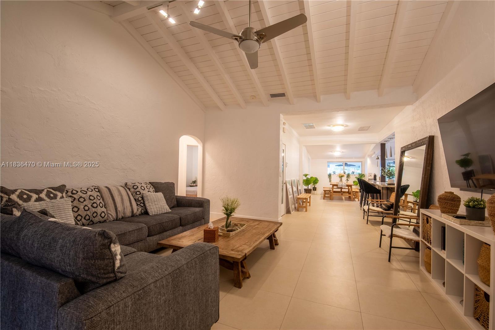 BELLE MEADE REV PL - Residential