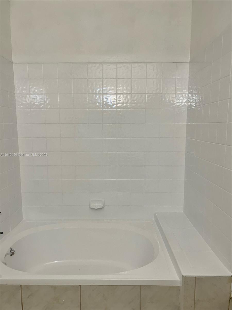 CINNAMON PLACE II - Residential Lease