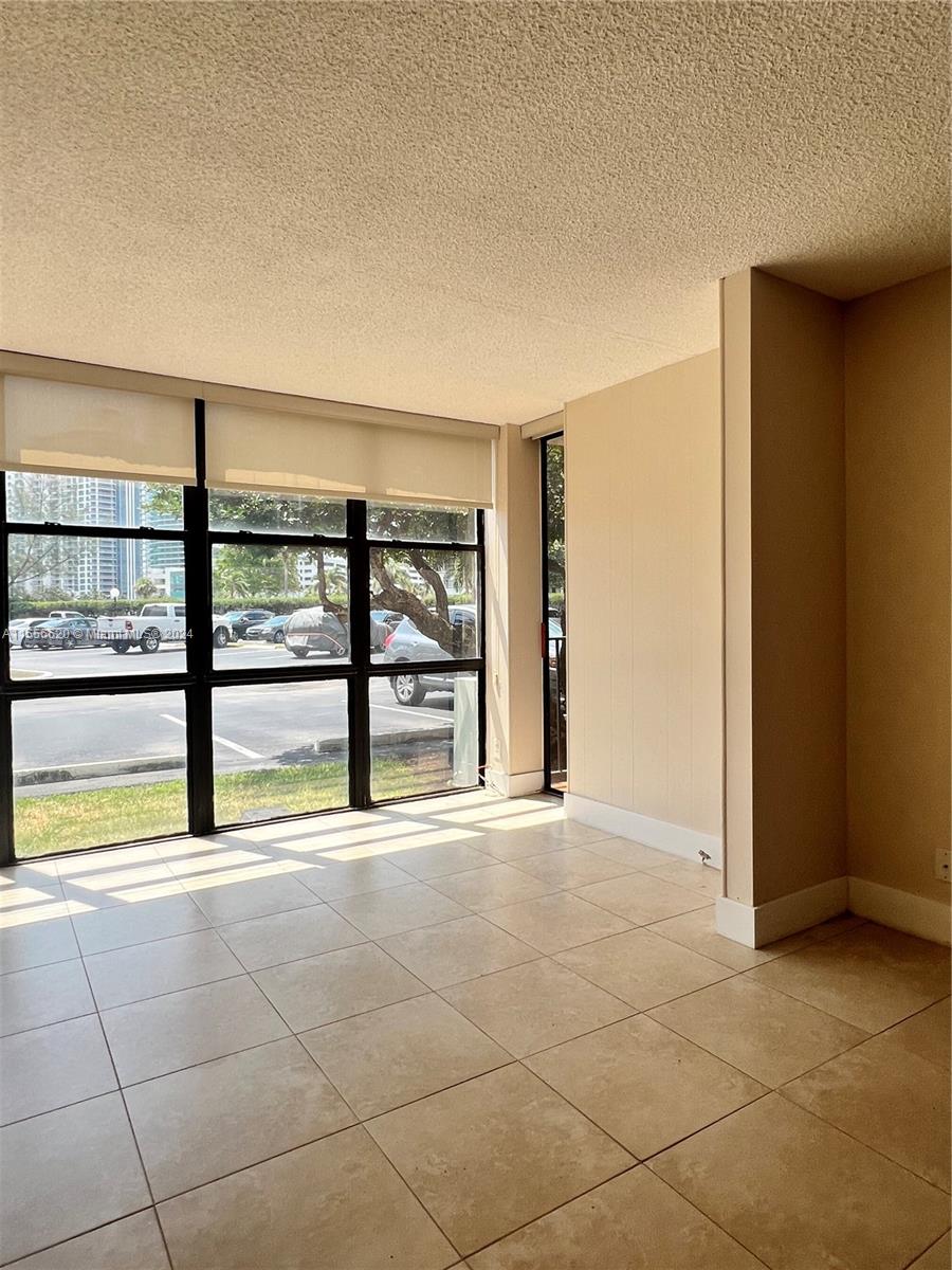 OCEANVIEW PARK CONDO - Residential