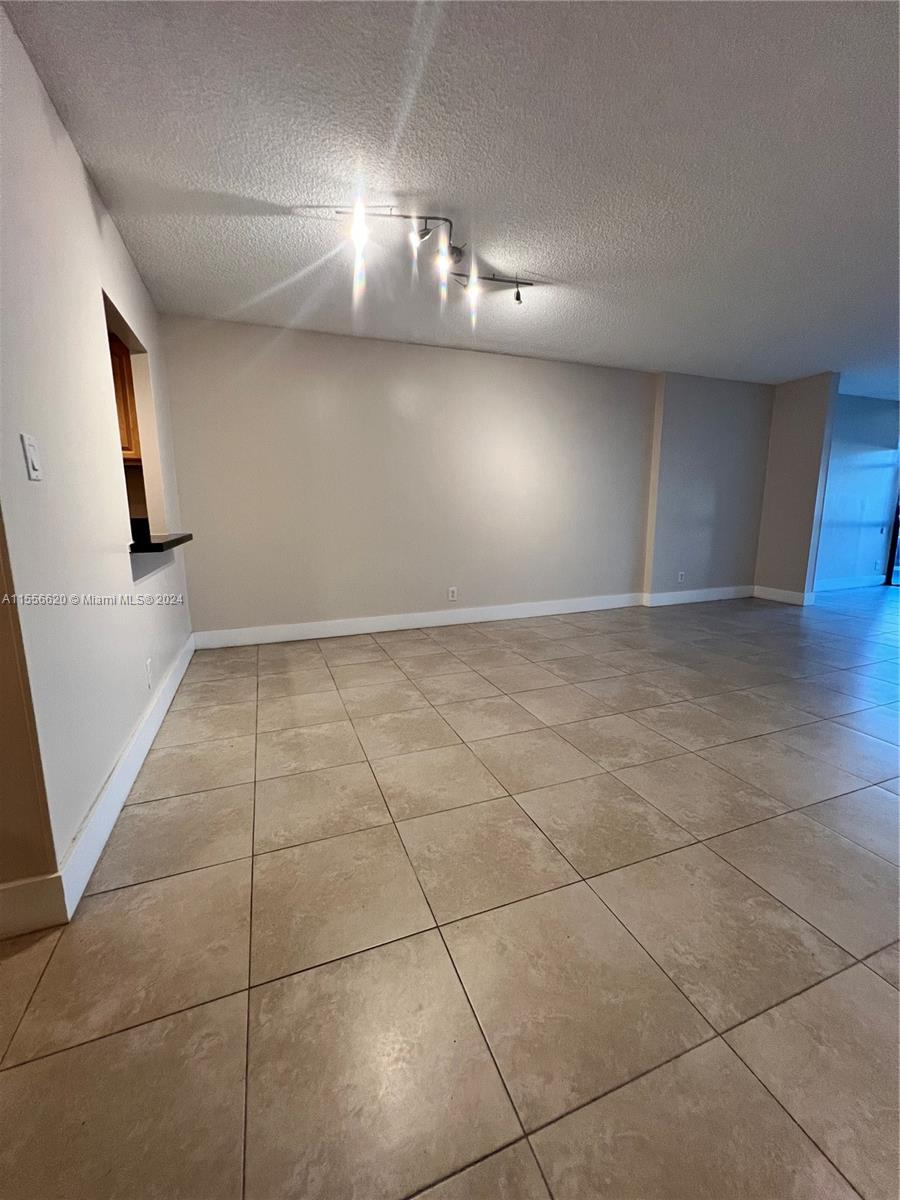 OCEANVIEW PARK CONDO - Residential