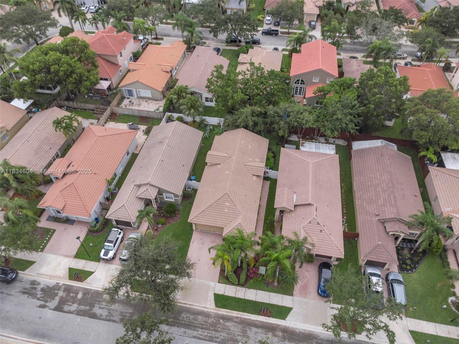 SAPPHIRE SHORES-SAPPHIRE - Residential