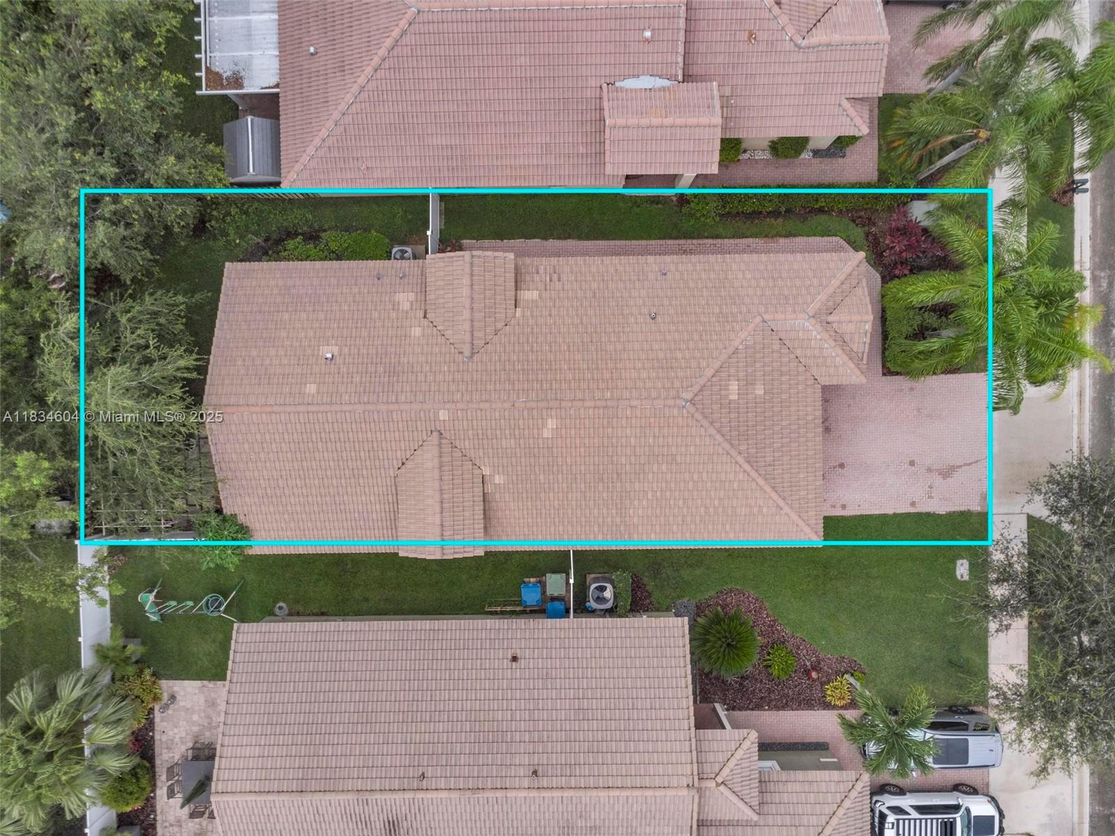 SAPPHIRE SHORES-SAPPHIRE - Residential