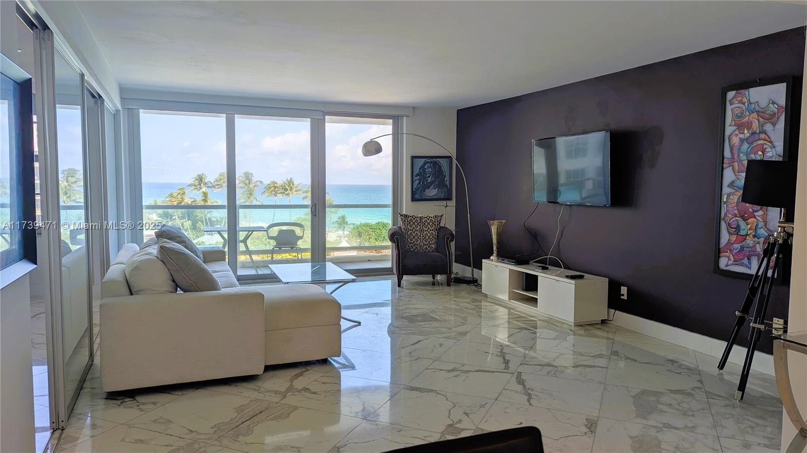 5151 Collins Ave 736