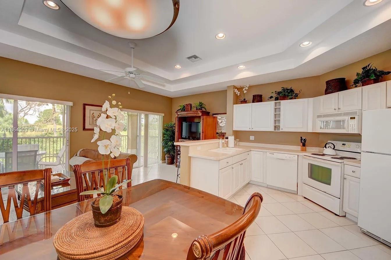 CASTLE PINES CONDOMINIUM - Residential