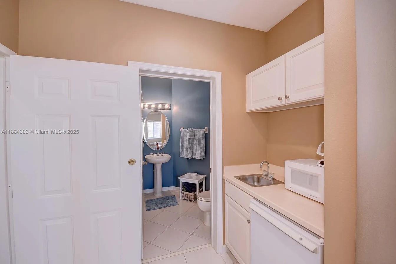 CASTLE PINES CONDOMINIUM - Residential