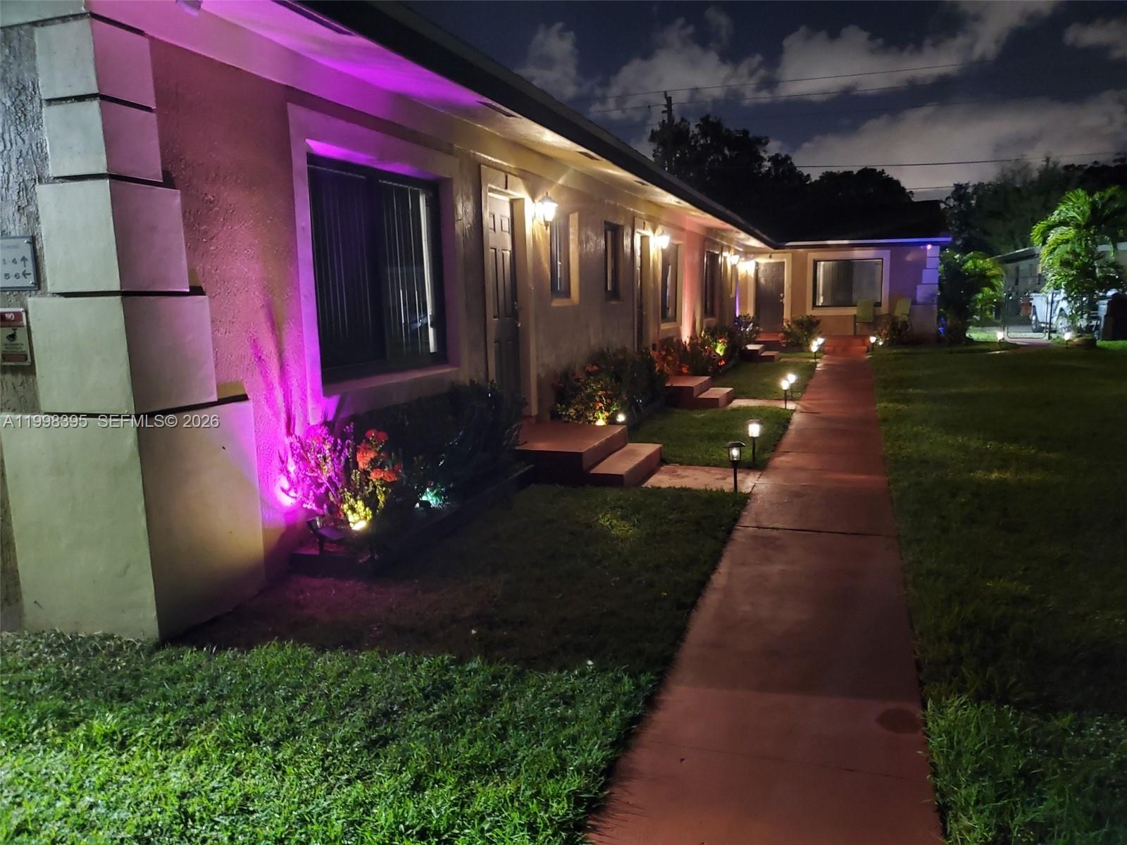 HOLLYWOOD SOUTH SIDE ADD - Residential Lease