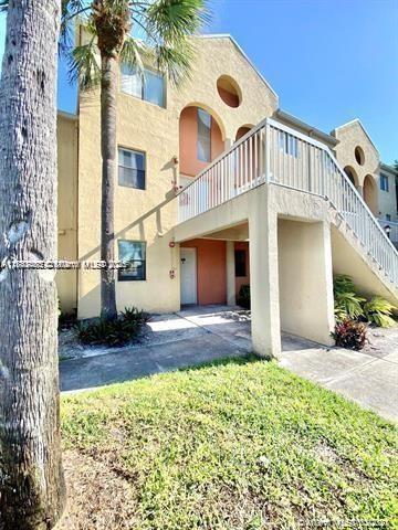 Stunning 1-Bedroom, 1-Bathroom Condo at Villas at Lakeview. Enjoy the comfort and convenience of this beautiful 1-bedroom, 1-bathroom unit in the highly desirable Villas at Lakeview community. Featuring tile floors, newer appliances, and a serene gated environment, this home is perfect for those seeking a peaceful retreat. The community boasts a picturesque lake at its center, creating a tranquil atmosphere. Ideally located near shopping centers, top restaurants, and major conveniences, this is an opportunity you don’t want to miss! Schedule your showing today!