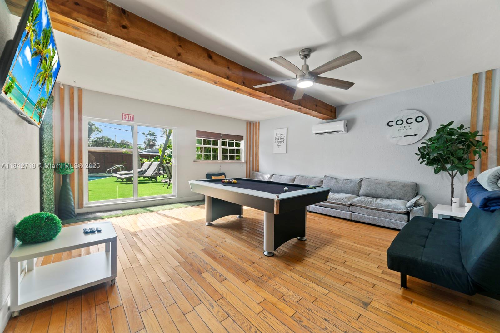 SUNSET ISLES SEC 3 - Residential