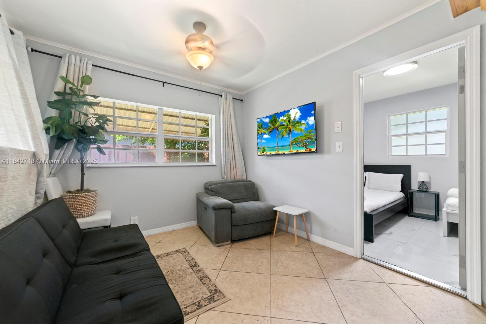 SUNSET ISLES SEC 3 - Residential