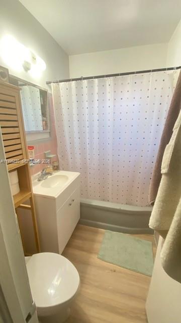 THE CORVETTE CONDO - Residential