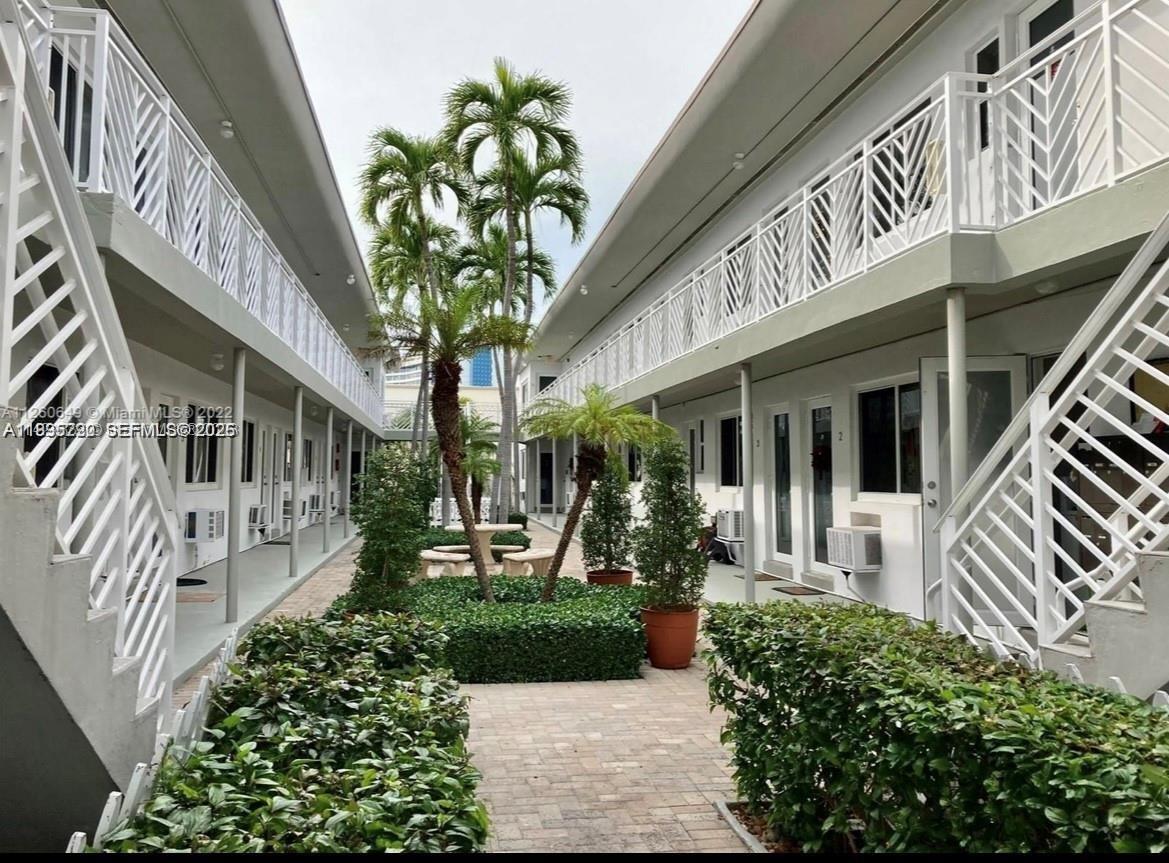 THE CORVETTE CONDO - Residential