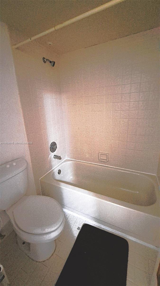 PIERPOINTE ONE CONDO I - Residential Lease