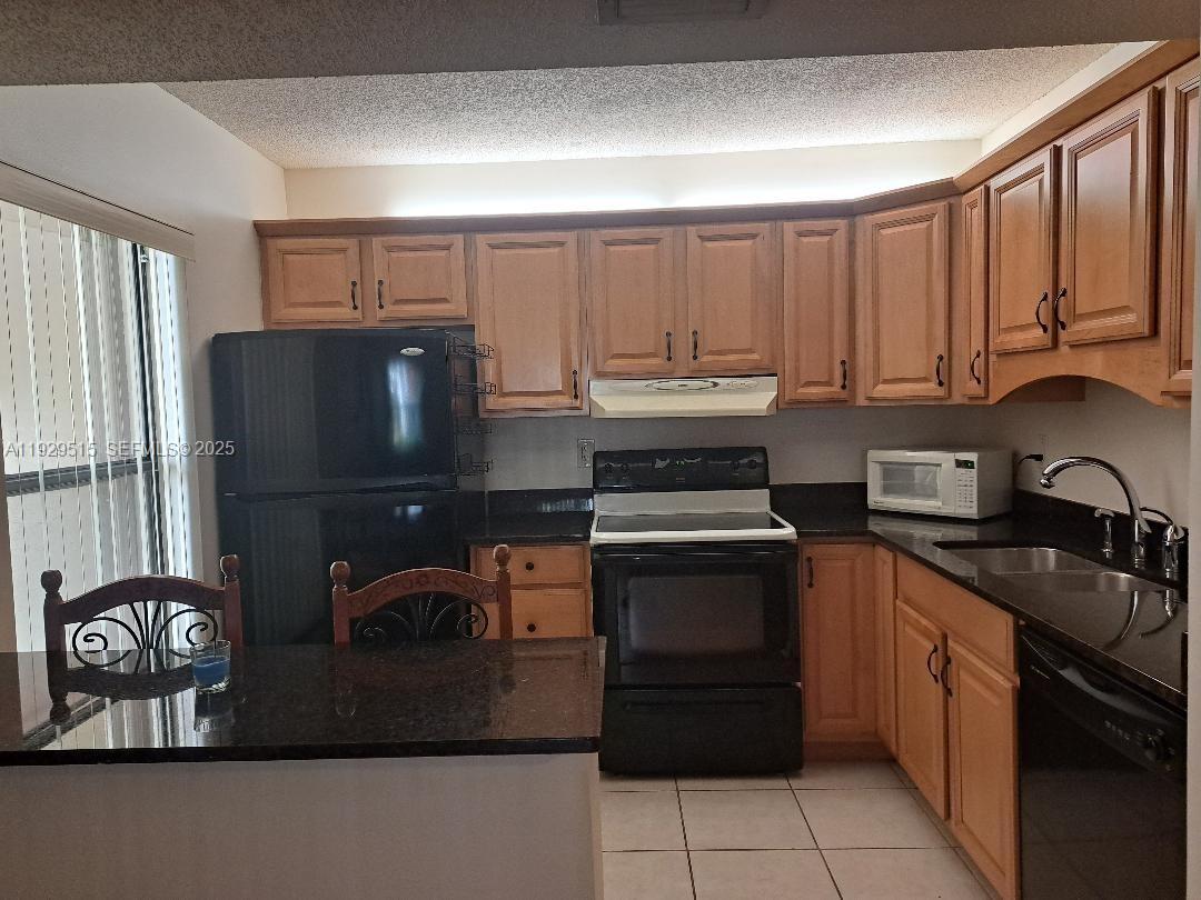 PIERPOINTE ONE CONDO I - Residential Lease