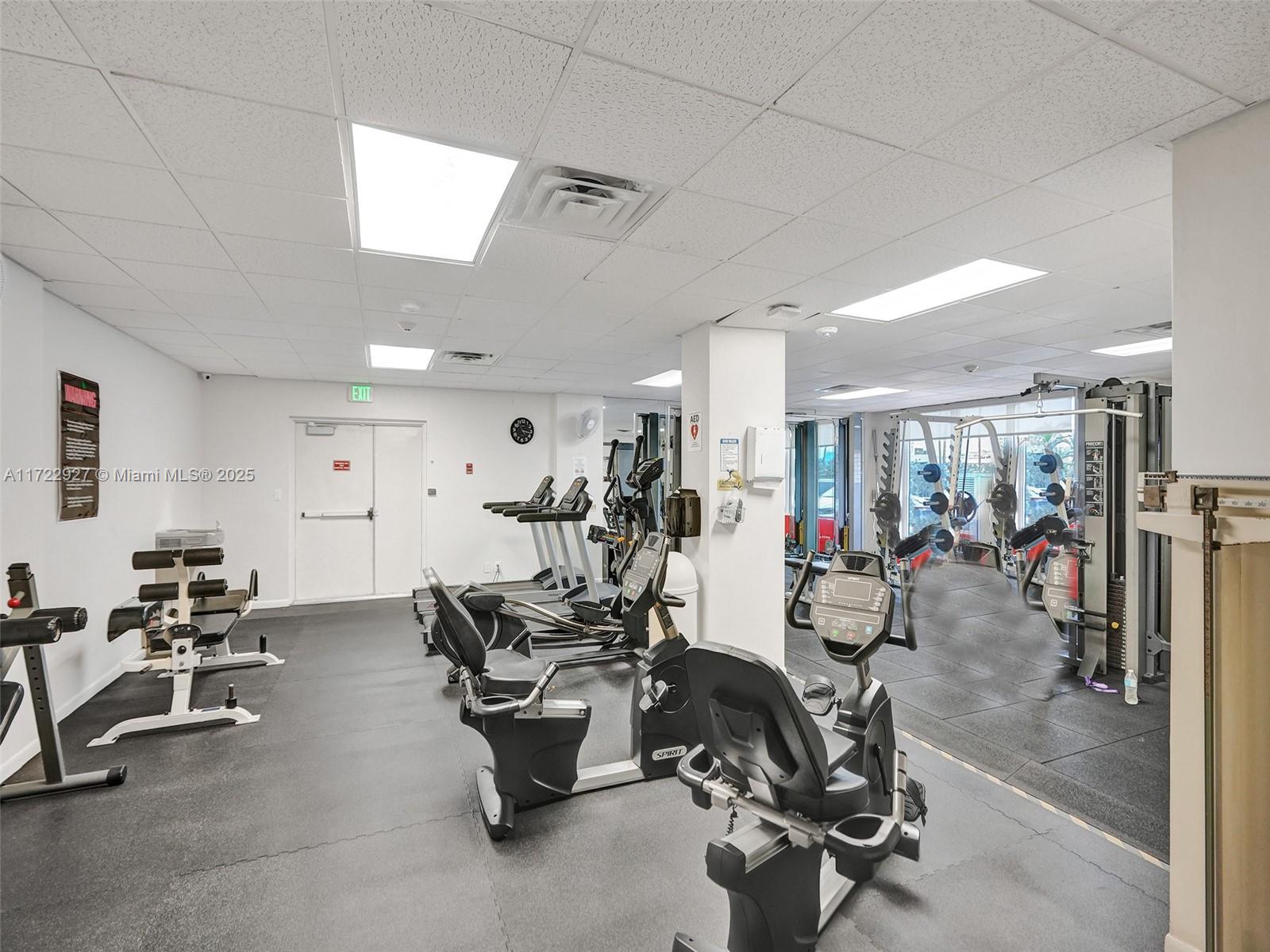 PLAYA DEL SOL CONDO - Residential