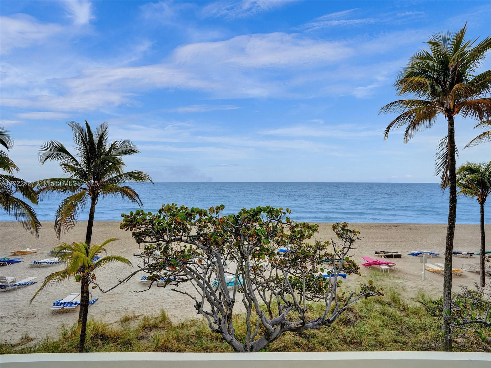 PLAYA DEL SOL CONDO - Residential