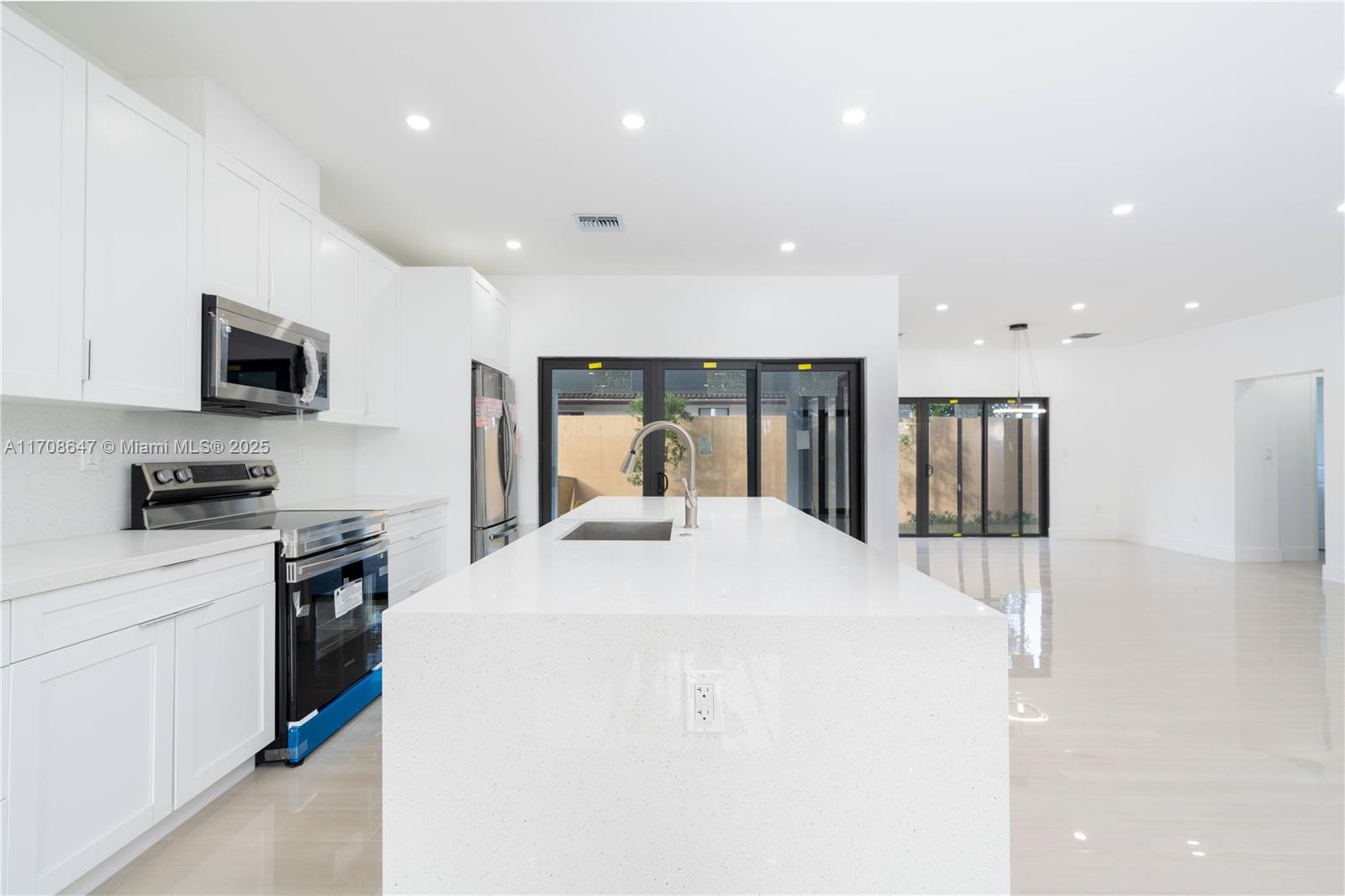 COUNTRY TREE SUB - Residential