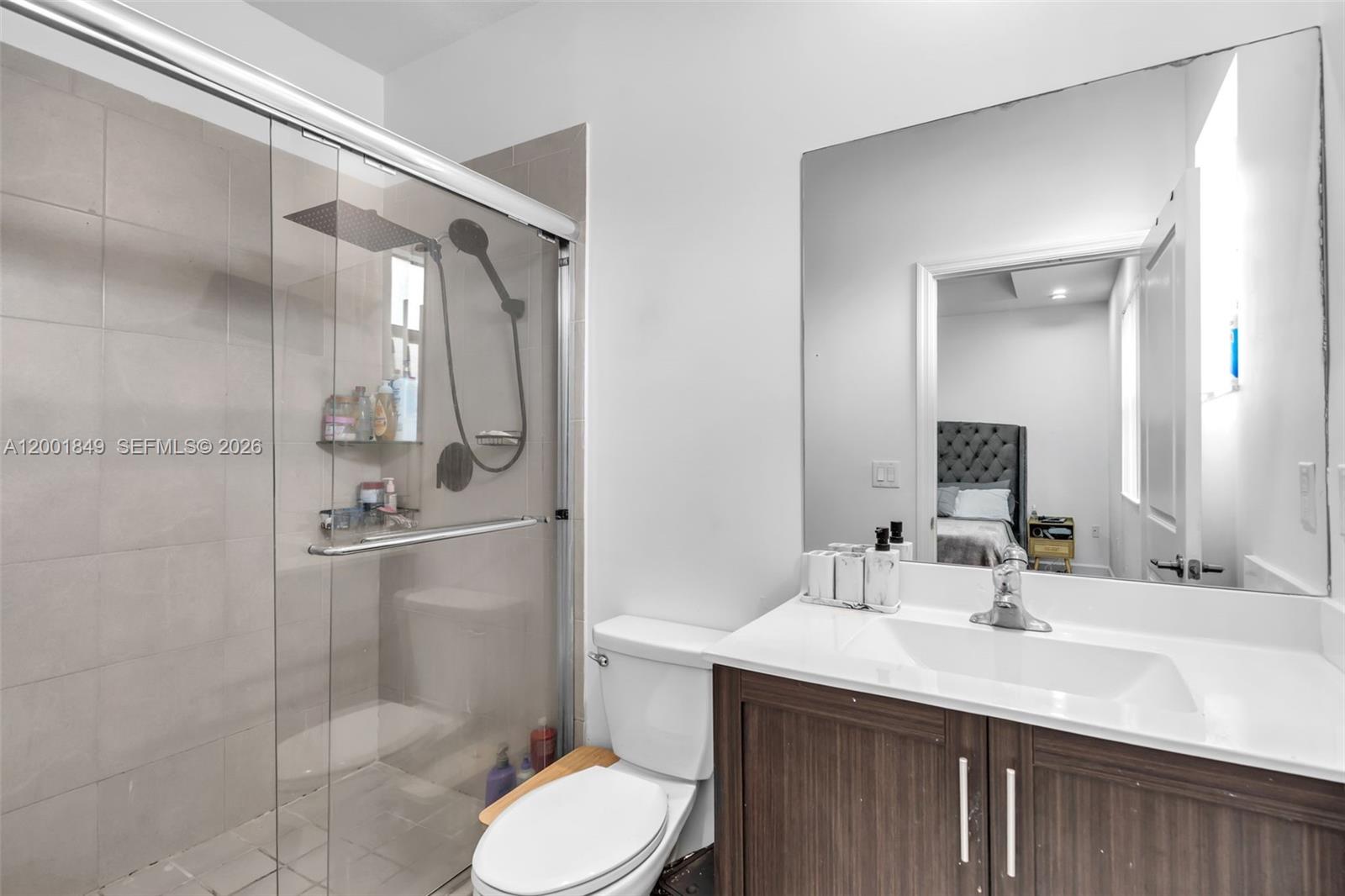 VIA VENTURA NEIGHBORHOOD - Residential