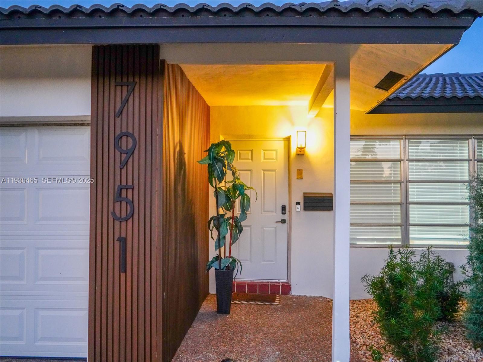 CORAL SPRINGS SUB NO 1 - Residential Lease