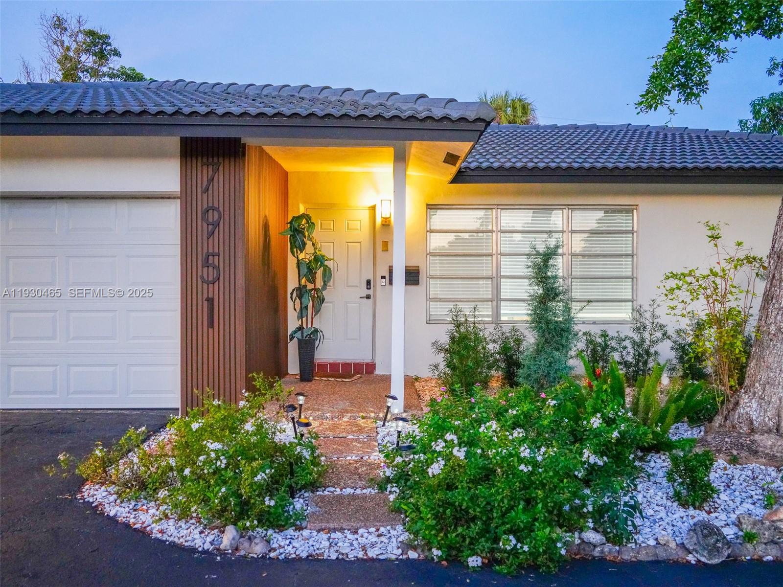 CORAL SPRINGS SUB NO 1 - Residential Lease