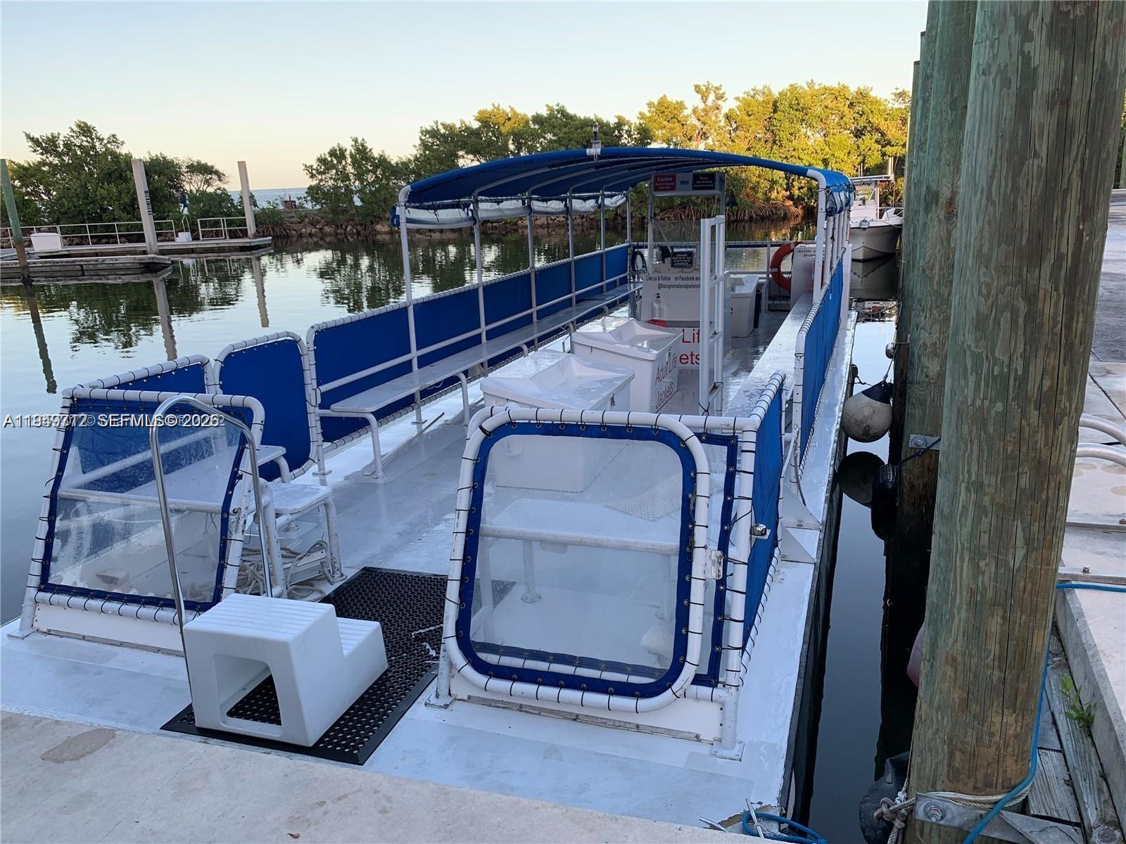 GARDENS OF HOMESTEAD - Residential