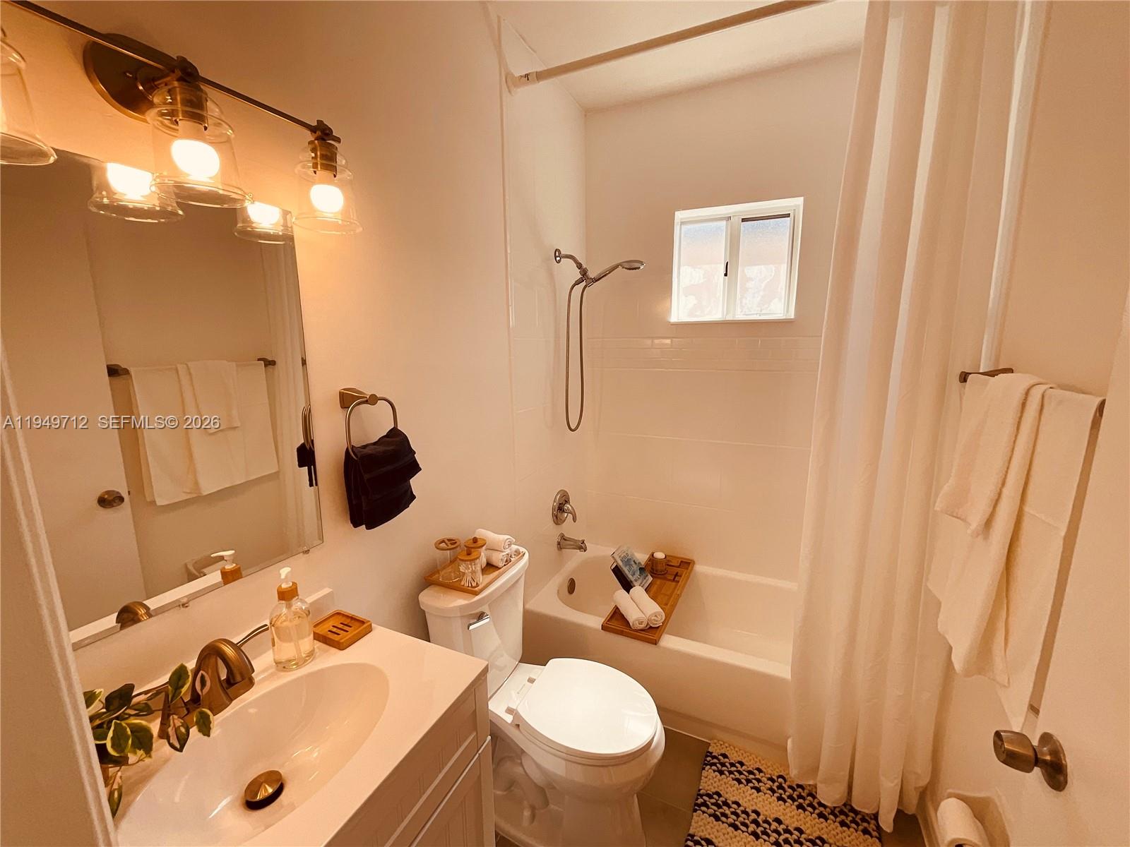 GARDENS OF HOMESTEAD - Residential